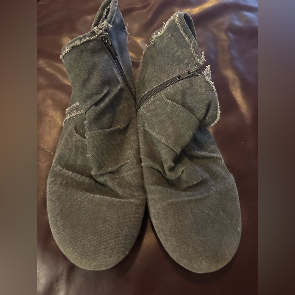 K9- booties - size 8.5